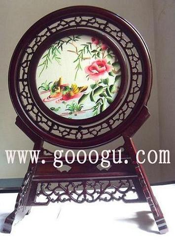 鸳鸯双面绣，苏州双面绣，球友会官方入口双面刺绣台屏